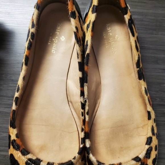 ***SOLD*** Kate Spade calf fur flats size 9.5 - Picture 6 of 8